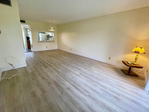 4th image of 10434 Sunrise Lakes Boulevard #108