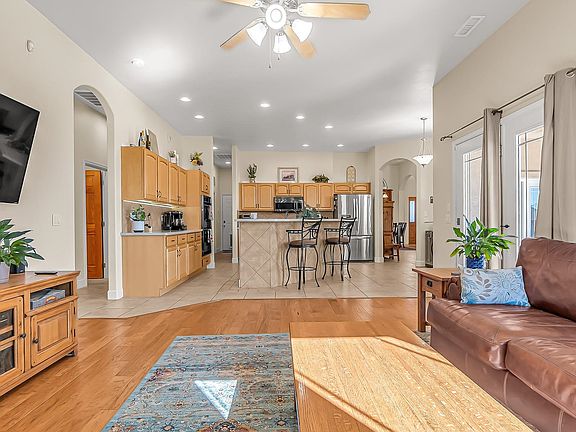 4th image of 1315 L 7/10 Rd