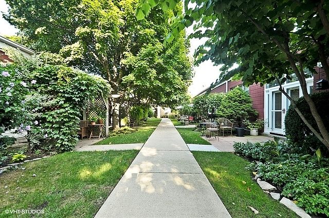 1st image of 5823 N Ravenswood Ave #Op8