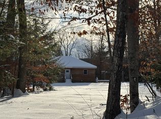 139 White Plains Rd, Webster, NH 03303