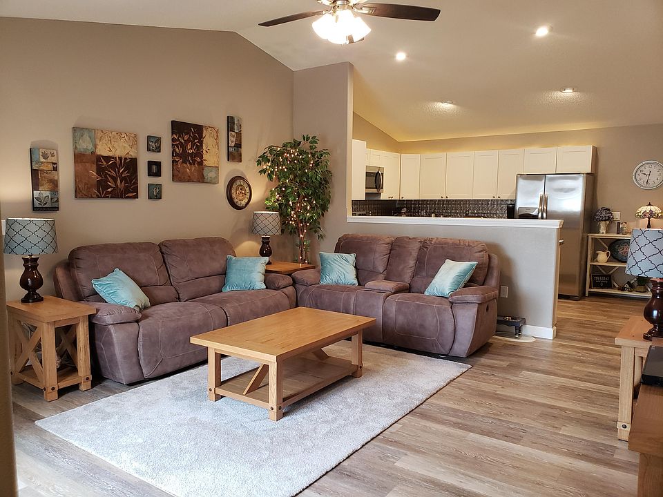 1st image of 330 Brookside Dr Unit 7