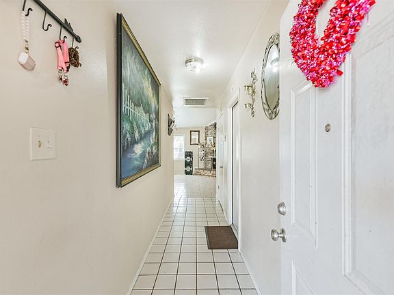 5th image of 5610 Fallengate Dr