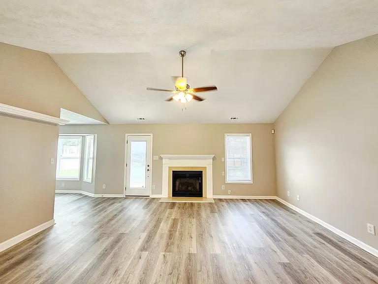 7796 Buttonwood Ave — Photo 23