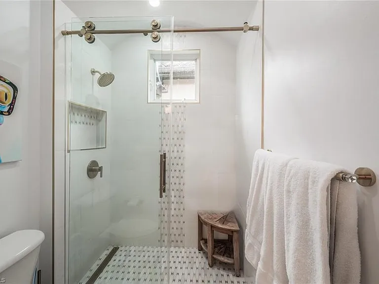 8957 Shenendoah Cir — Photo 33