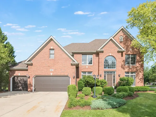 5627 Bergamot Ct, Naperville, IL 60564