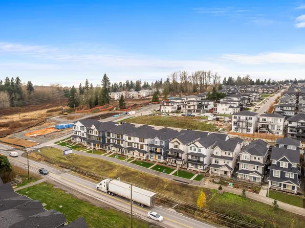 16677 16th Ave, Surrey, BC V4A 1M7