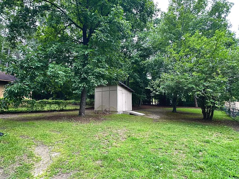 5591 Bellflower St — Photo 20