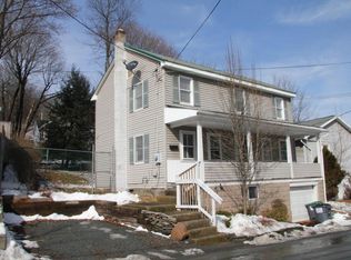 330 Ridge St, Honesdale, PA 18431