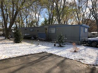 39 Locust Dr, Hamlin, NY 14464