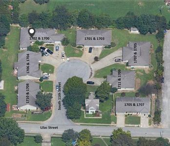 1700 S 11th St, Rogers, AR, 72756