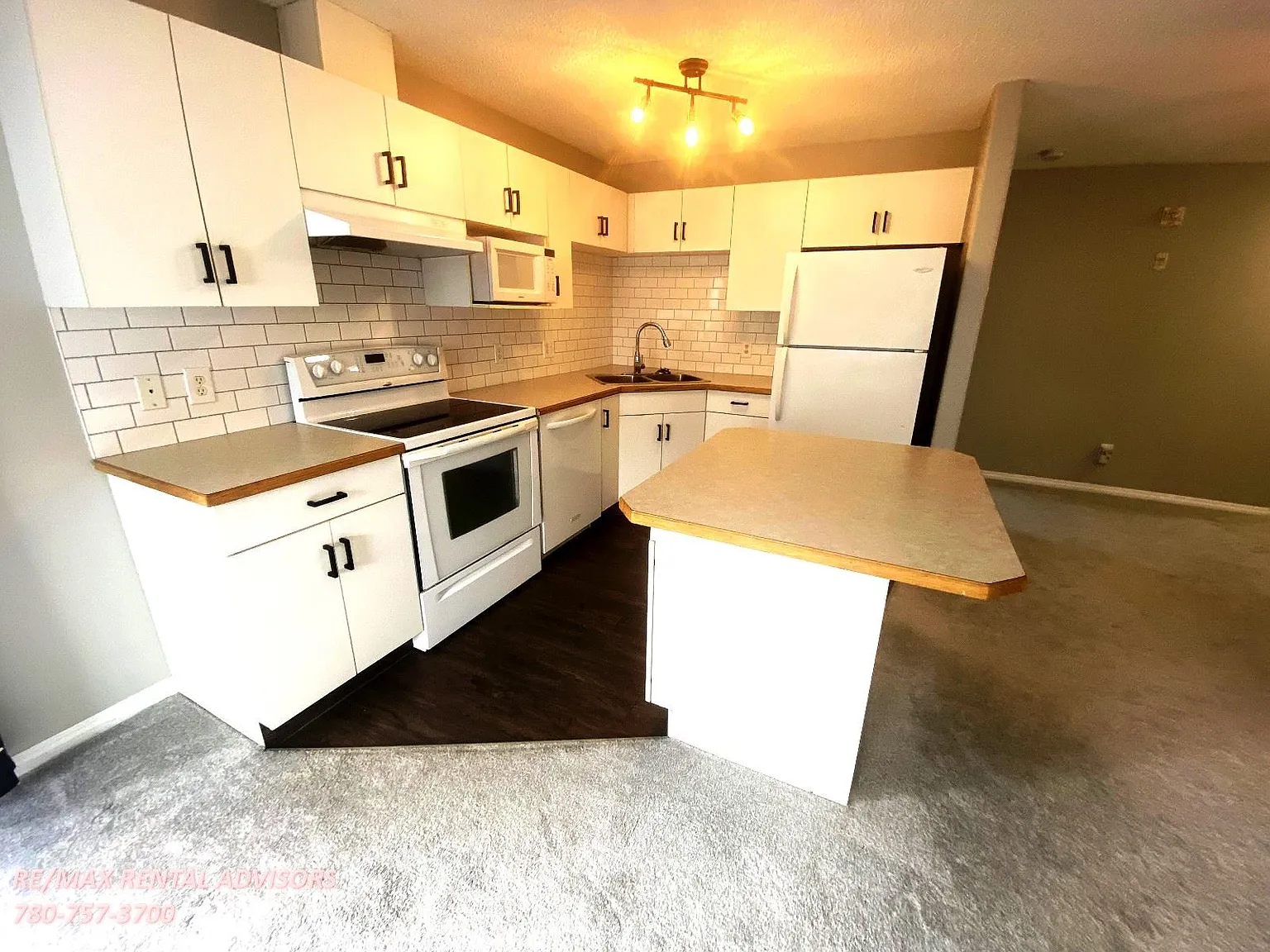 #412 11325 83 Street Northwest — Photo 4