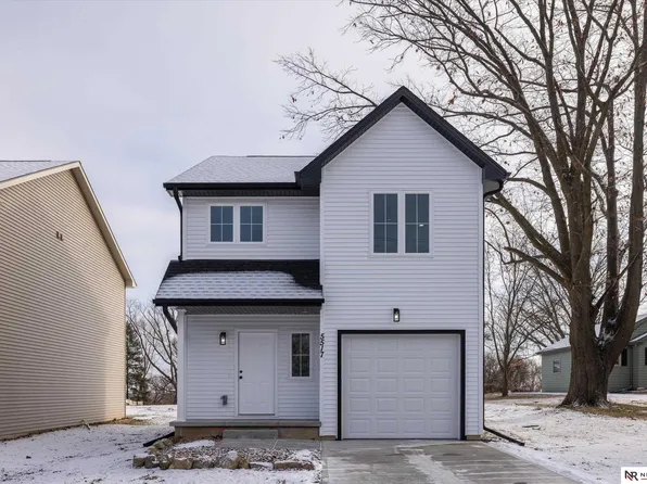5517 52nd St, Omaha, NE 68104