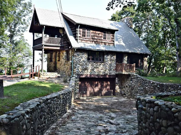 118 N Side Road, Wading River, NY 11792