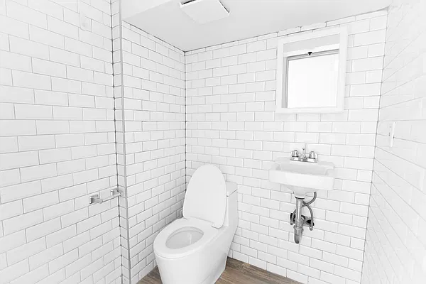 Bathroom, photo 3