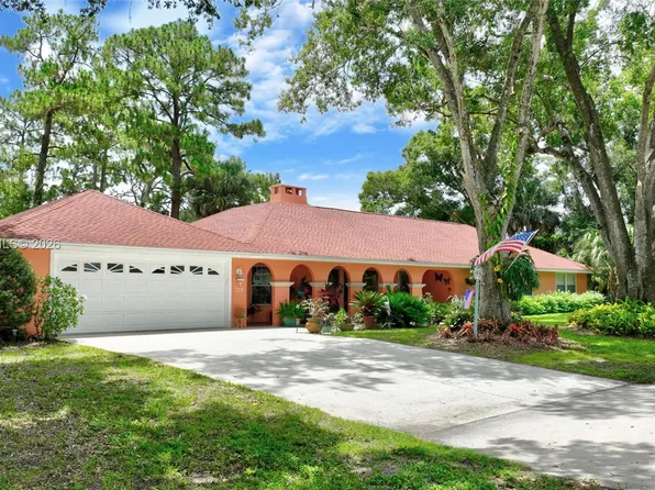 318 5th Ave, Lehigh Acres, FL 33936