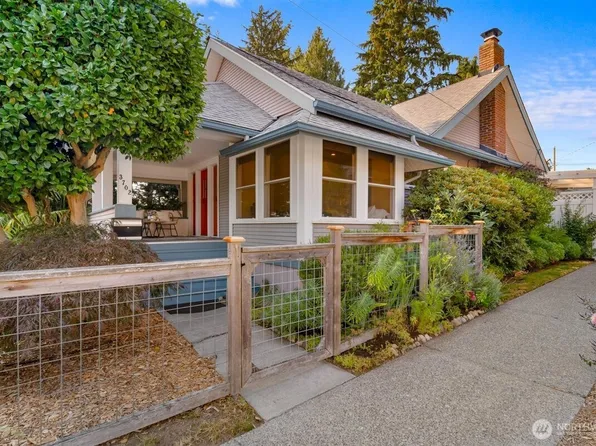 3702 SW Austin Street, Seattle, WA 98126