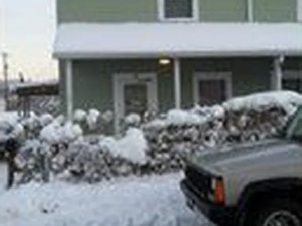 8 Hickory Rd, Uniontown, PA 15401