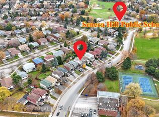 675 Seneca Hill Dr, Toronto, ON M2J 2W7