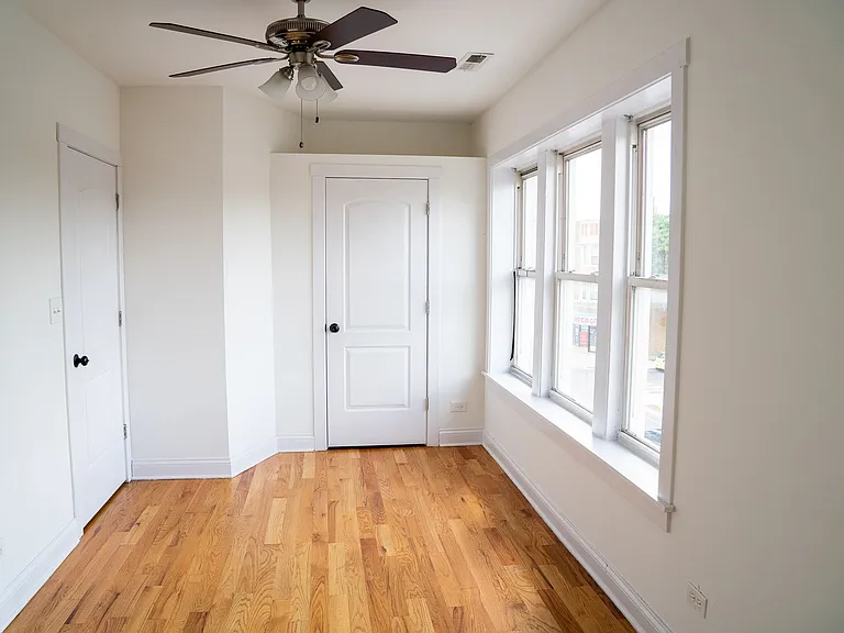 3840 W Lawrence Ave #305 — Photo 7
