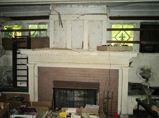 717 Manheim Rd, Kansas City, MO 64109