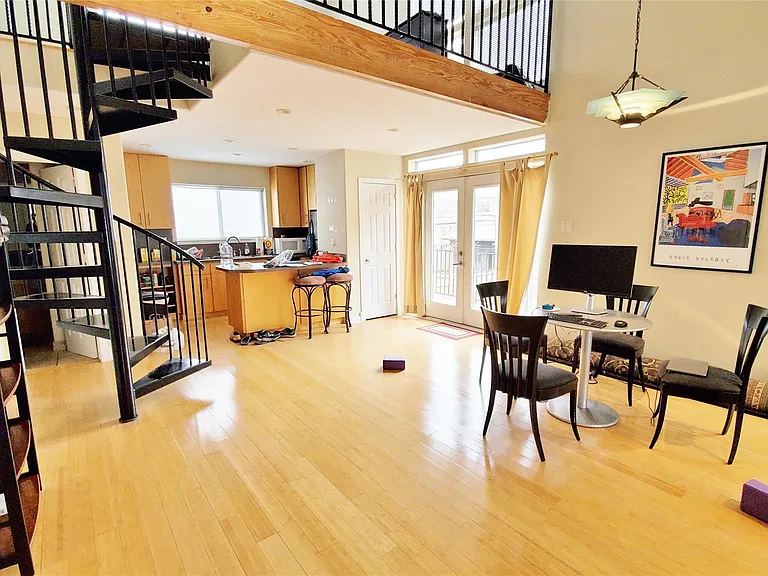 2302 Robinhood St #A — Photo 4