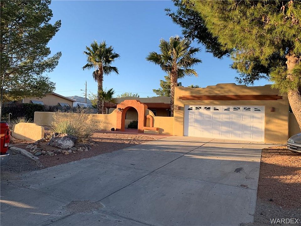 1st image of 1065 E John Norman Ln