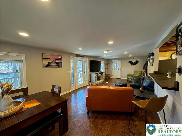 312 Lehigh Dr — Photo 11