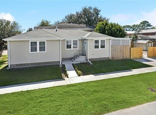 2920 Lake Villa Dr, Metairie, LA 70002