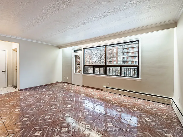 339 Sheppard Ave E #3 — Photo 6