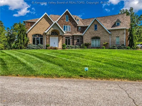 12 Woodvale Hts, Hurricane, WV 25526