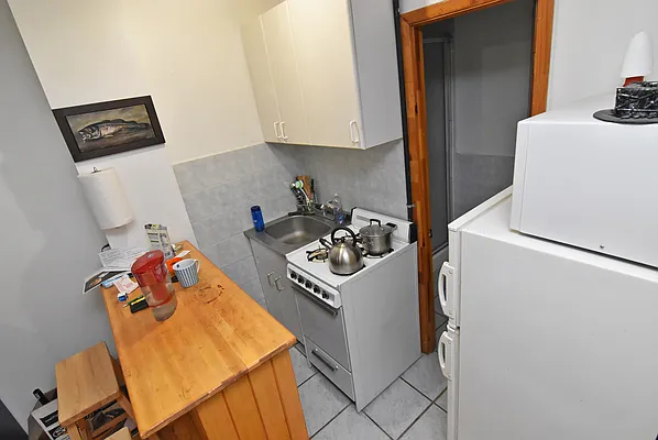 Rented by Ledvech Group | media 9