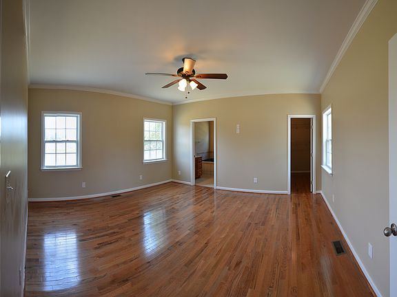 Spacious Master Bedroom