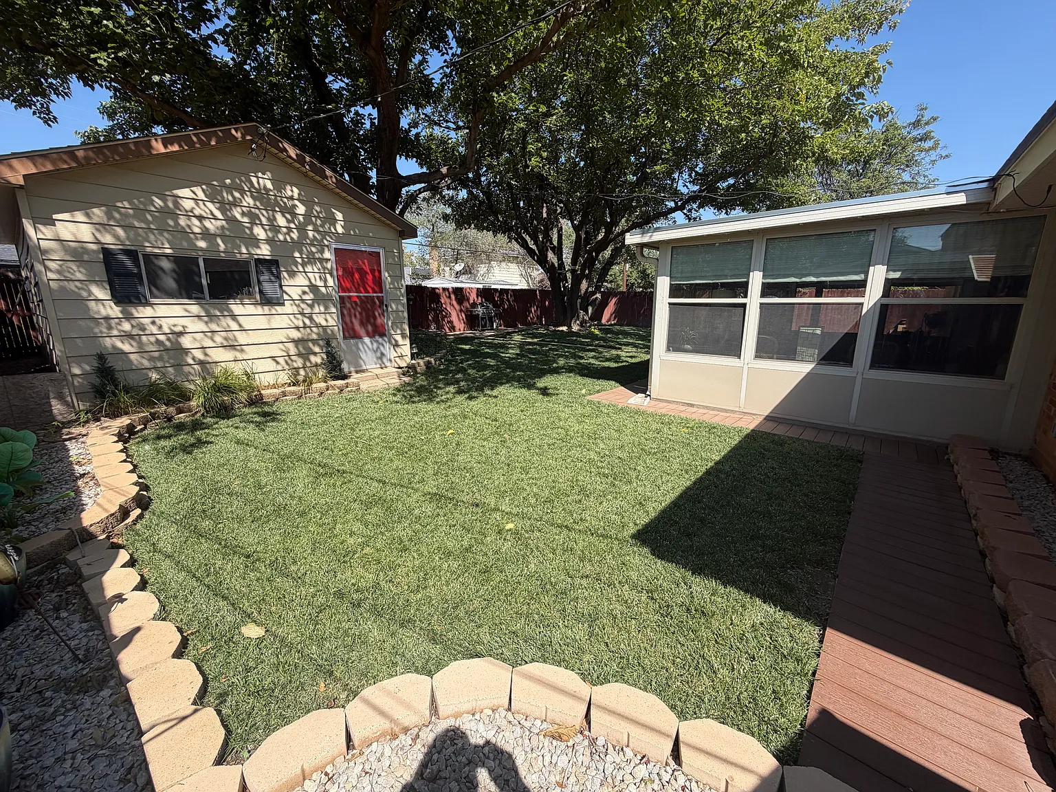 3 bed, 1623 sqft, $4,000 — Photo 2