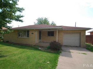 4115 S Baker Ln, Bartonville, IL 61607