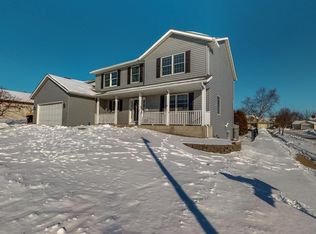 4925 Manor Brook Dr NW, Rochester, MN 55901