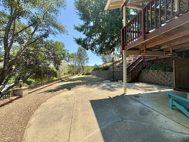 17420 Blue Jay Ct — Photo 9
