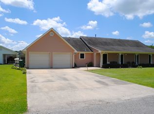 333 Sycamore St, Raceland, LA 70394