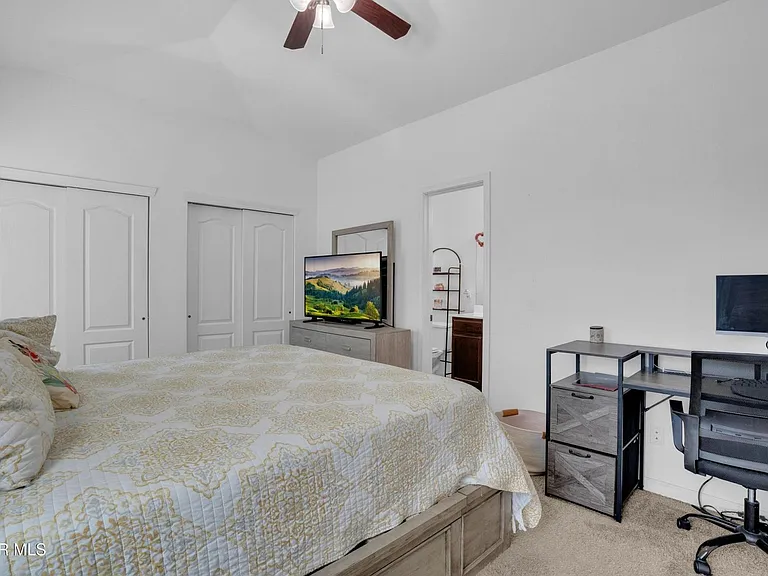 14364 Nick Drahos Ln — Photo 21