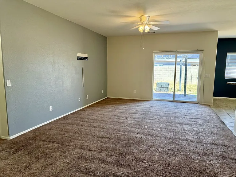 1721 N Eloisa Ln — Photo 12