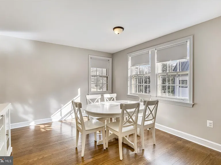 10202 Frederick Ave — Photo 14
