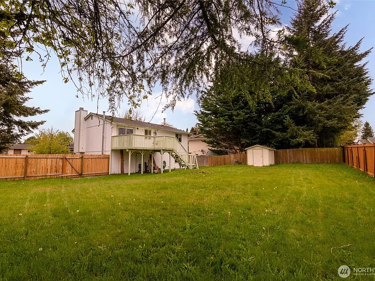 12638 SE 210th Ct — Photo 16