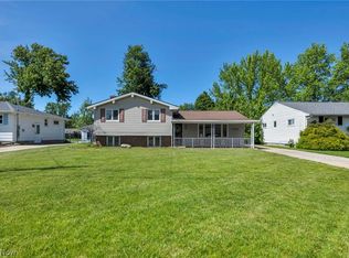 42988 Woodhill Dr, Elyria, OH 44035