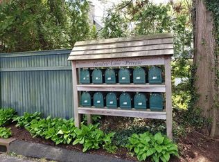 10 Hendrie Ln, Riverside, CT 06878