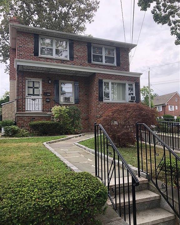 1st image of 301 Rich Ave