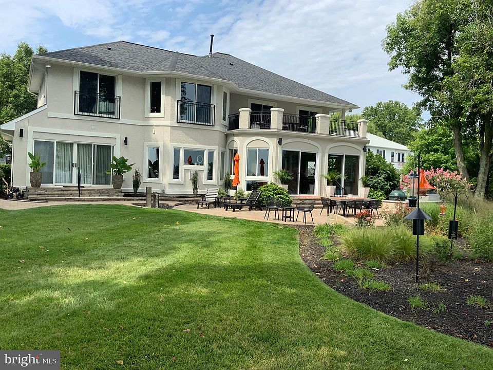 1st image of 1502 Columbia Cove Ct