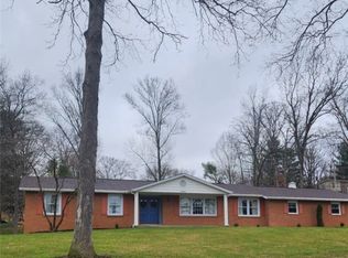 1040 Cynthia Dr, Zanesville, OH 43701