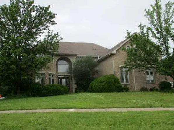 1500 Tearle Ct, Flossmoor, IL 60422