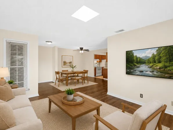 172 Brooke Castle Dr, Hermitage, TN 37076