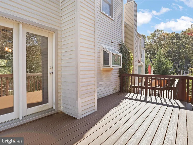 6502 Coachleigh Way — Photo 23