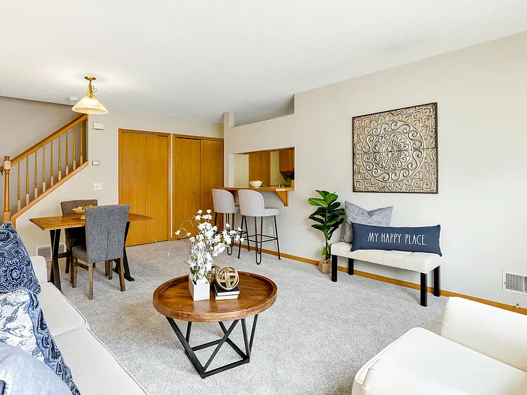 1909 Southcross Dr #1607 — Photo 4